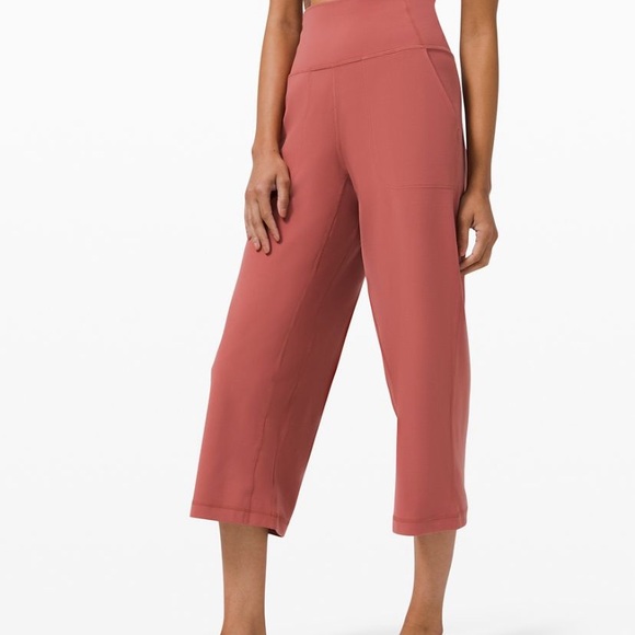 lululemon align wide leg crop 4 - Picture 2 of 8
